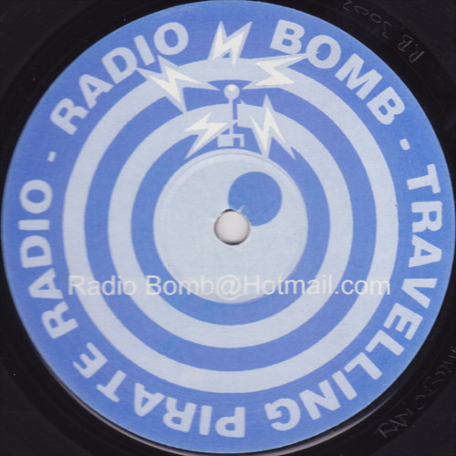 Voodoo Mix - Travelling Pirate Radio | Radio Bomb (RB3002)
