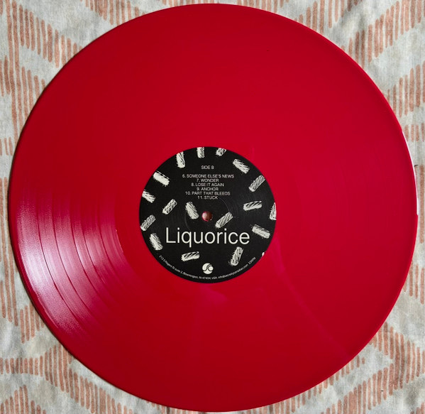 Hatchie - Liquorice | Secretly Canadian (SC 503LP-C1) - 4 Hatchie - Liquorice | Secretly Canadian (SC 503LP-C1) - 4