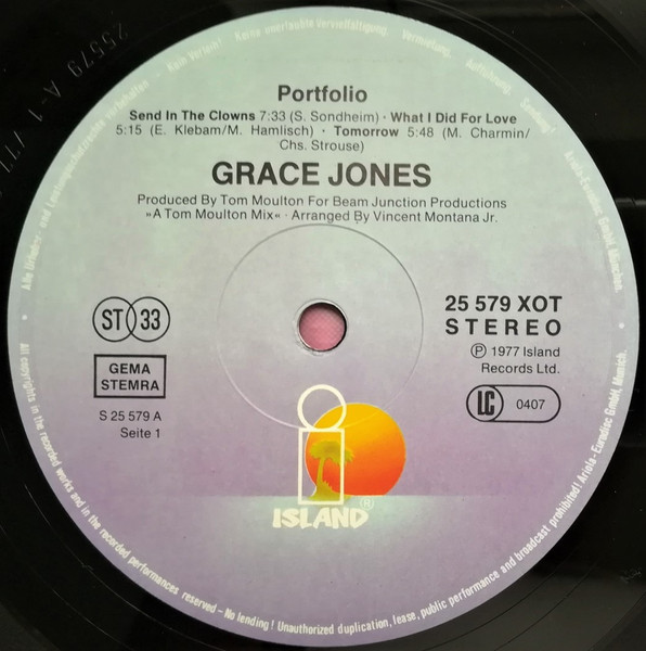 Grace Jones - Portfolio | Island Records (25 579 XOT) - 3