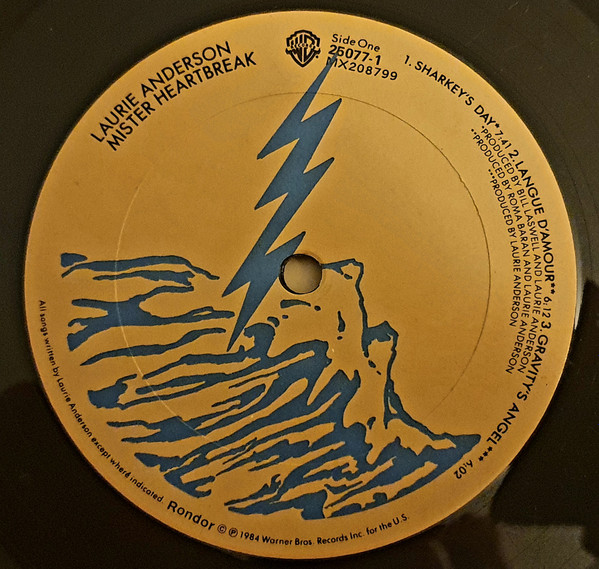 Laurie Anderson - Mister Heartbreak | Warner Bros. Records (25077-1) - 3 Laurie Anderson - Mister Heartbreak | Warner Bros. Records (25077-1) - 3