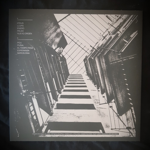 Sewer Brigade - Fins Que Tot Sigui Cendra | Kremón Records (KR-068) - 3 Sewer Brigade - Fins Que Tot Sigui Cendra | Kremón Records (KR-068) - 3