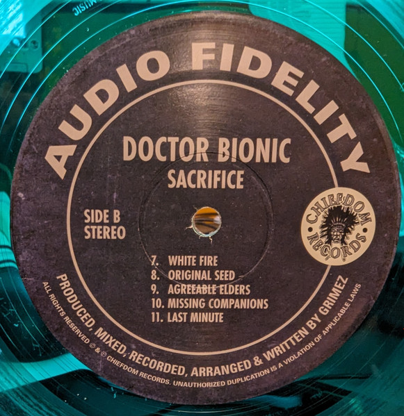 Doctor Bionic - Sacrifice | Chiefdom Records (CDR 42022) - 4 Doctor Bionic - Sacrifice | Chiefdom Records (CDR 42022) - 4