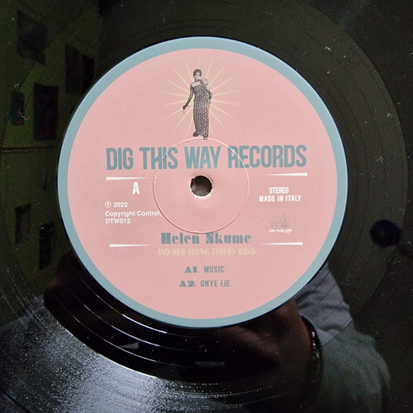 Helen Nkume And Her Young Timers Band - Helen Nkume And Her Young Timers Band | Dig This Way Records (DTW012) - 2