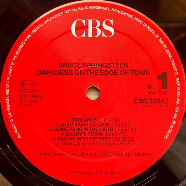 Bruce Springsteen - Darkness On The Edge Of Town | CBS (CBS 32542) - 4