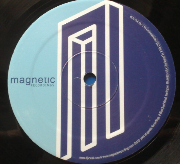 DJ Sneak - I Dropped My Glowstick | Magnetic Recordings (ZMAG04) - 3