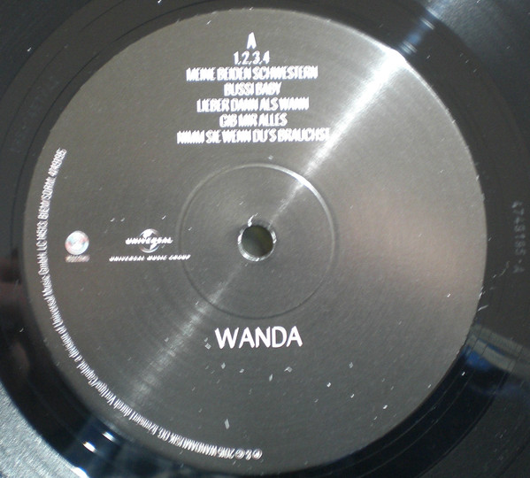 Wanda - Bussi | Vertigo (4749195) - 4 Wanda - Bussi | Vertigo (4749195) - 4