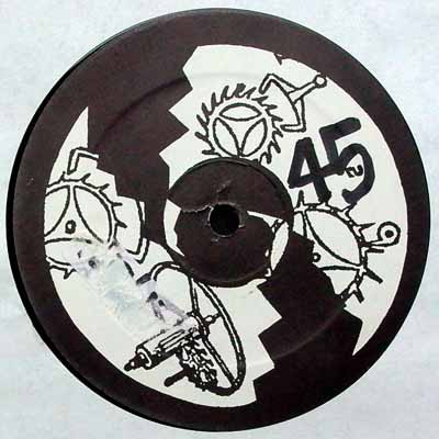 Drivetrain - Quintesence EP | Soiree Records International (SRT 106) - 4 Drivetrain - Quintesence EP | Soiree Records International (SRT 106) - 4