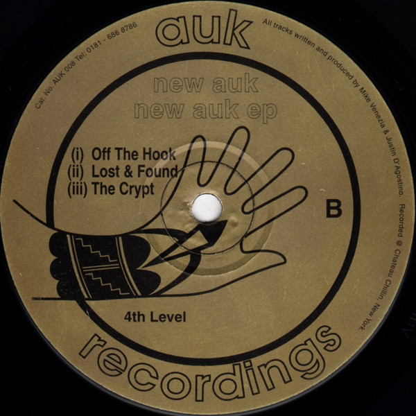 District 1 / 4th Level - New Auk EP | Auk Recordings (AUK 008) - 2 District 1 / 4th Level - New Auk EP | Auk Recordings (AUK 008) - 2