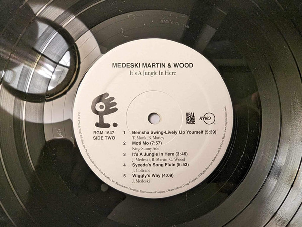 Medeski Martin & Wood - It's A Jungle In Here | Real Gone Music (RGM-1647) - 5 Medeski Martin & Wood - It's A Jungle In Here | Real Gone Music (RGM-1647) - 5