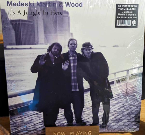 Medeski Martin & Wood - It's A Jungle In Here | Real Gone Music (RGM-1647) - 2 Medeski Martin & Wood - It's A Jungle In Here | Real Gone Music (RGM-1647) - 2