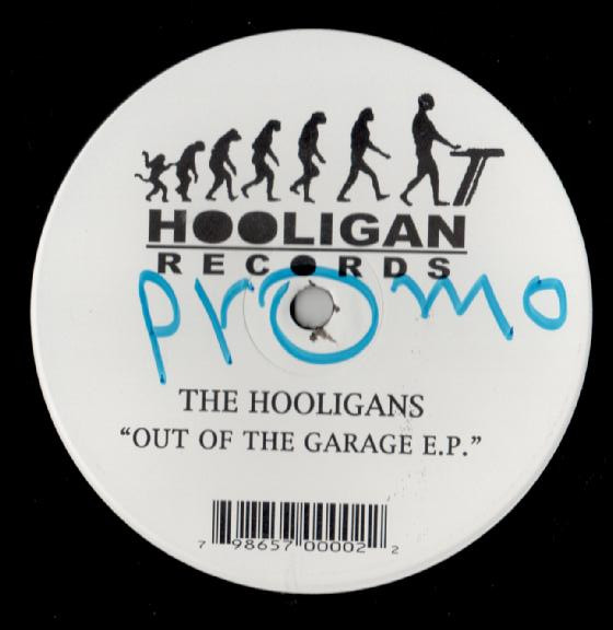 The Hooligans - Out Of The Garage EP | Hooligan Records (HR 12-002) - 2 The Hooligans - Out Of The Garage EP | Hooligan Records (HR 12-002) - 2