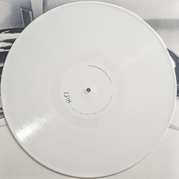 Kelly Lee Owens - LP.8 | Smalltown Supersound (STS394LP) - 3 Kelly Lee Owens - LP.8 | Smalltown Supersound (STS394LP) - 3