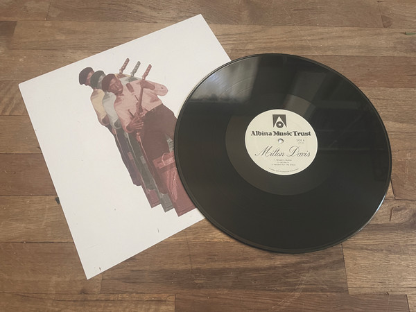 Milton Davis - Let Me In | Albina Music Trust (AMT-007) - 2