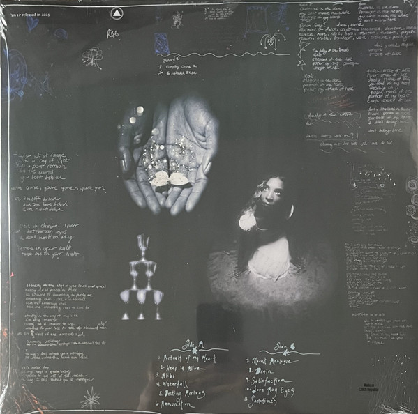 Spellling - Portrait Of My Heart | Sacred Bones Records (SBR-347) - 2 Spellling - Portrait Of My Heart | Sacred Bones Records (SBR-347) - 2