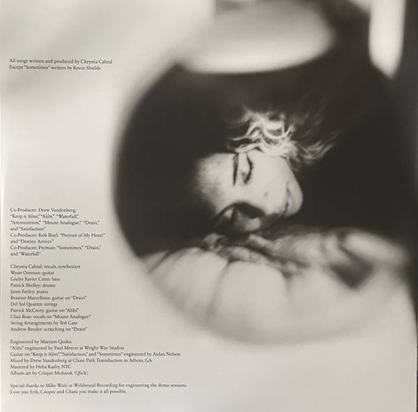 Spellling - Portrait Of My Heart | Sacred Bones Records (SBR-347) - 4 Spellling - Portrait Of My Heart | Sacred Bones Records (SBR-347) - 4