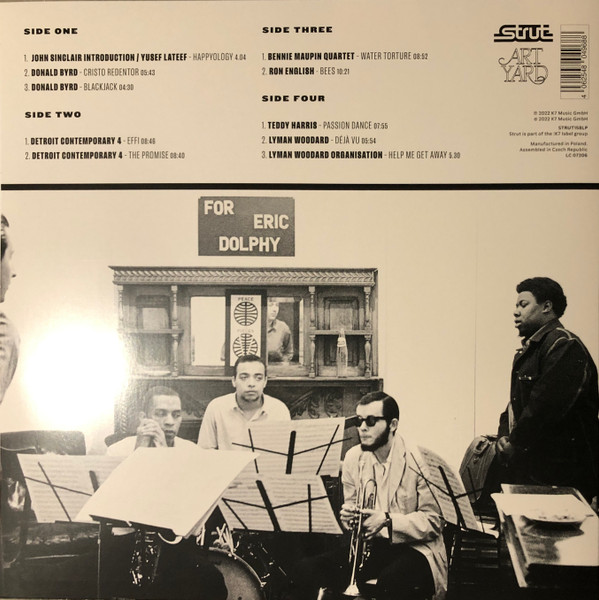 John Sinclair - Detroit Artists Workshop (Community, Jazz And Art In The Motor City 1965-1981) | Strut (STRUT158LP) - main John Sinclair - Detroit Artists Workshop (Community, Jazz And Art In The Motor City 1965-1981) | Strut (STRUT158LP) - main