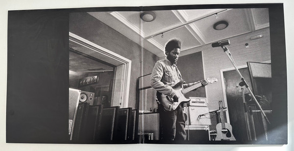 Michael Kiwanuka - Love & Hate | Polydor (4827908) - 2 Michael Kiwanuka - Love & Hate | Polydor (4827908) - 2