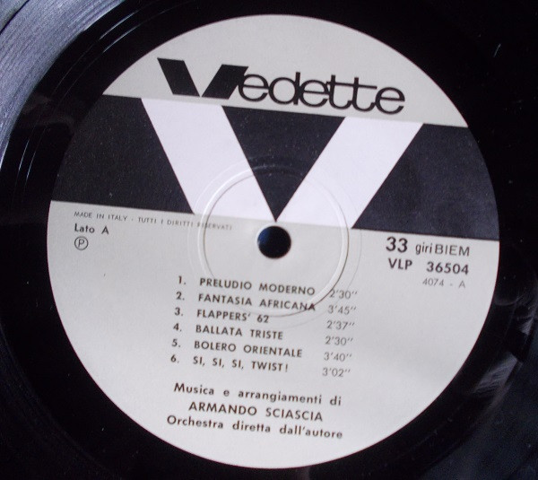 Armando Sciascia - Musiche Per Sonorizzazioni E Programmi Volume 19 | Vedette Records (VLP 36504) - 3 Armando Sciascia - Musiche Per Sonorizzazioni E Programmi Volume 19 | Vedette Records (VLP 36504) - 3
