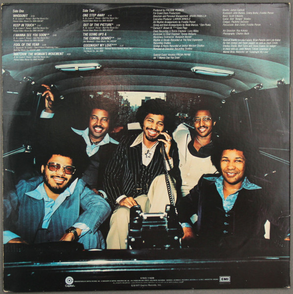 Tavares - Love Storm | Capitol Records (STAO-11628) - 4 Tavares - Love Storm | Capitol Records (STAO-11628) - 4