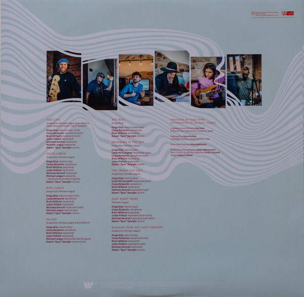 Kinga Głyk - Real Life | Warner Music (505419761760) - 4 Kinga Głyk - Real Life | Warner Music (505419761760) - 4