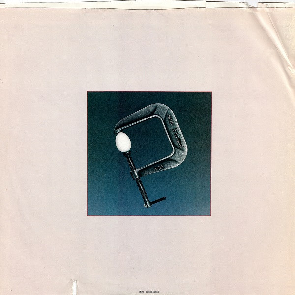 Rush - Grace Under Pressure | Mercury (818 476-1 M-1) - 3 Rush - Grace Under Pressure | Mercury (818 476-1 M-1) - 3