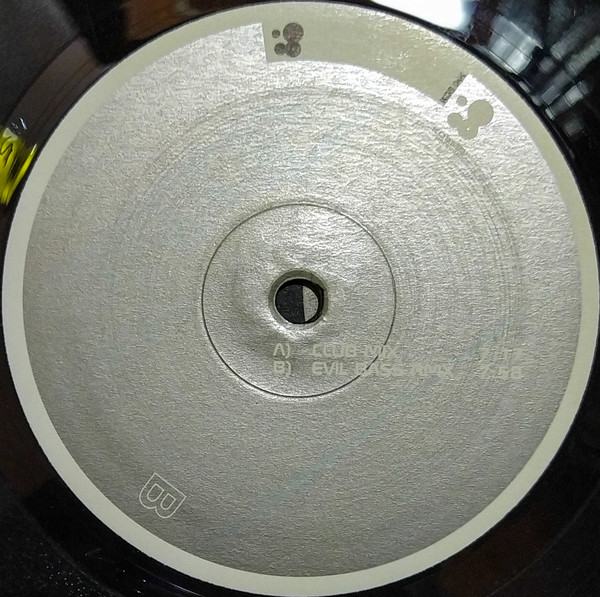 Innocent K. - The Future | Kosmo Records (KOS 044) - 4 Innocent K. - The Future | Kosmo Records (KOS 044) - 4