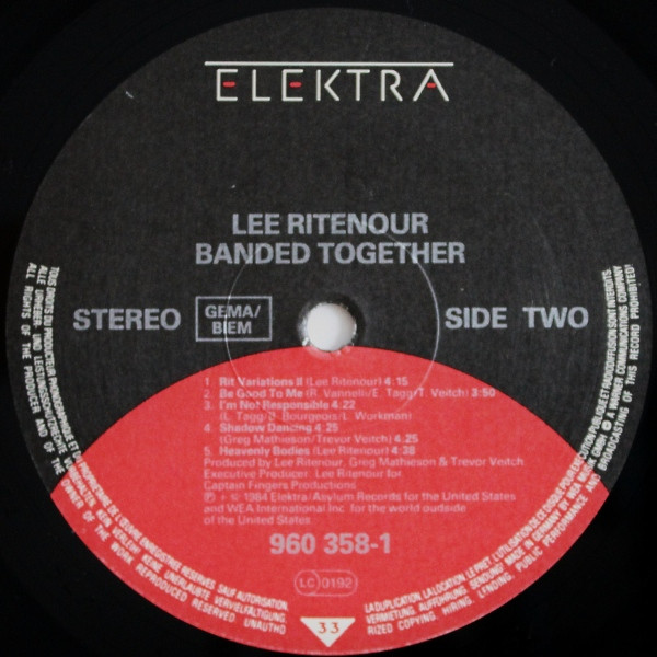 Lee Ritenour - Banded Together | Elektra (960 358-1) - 3