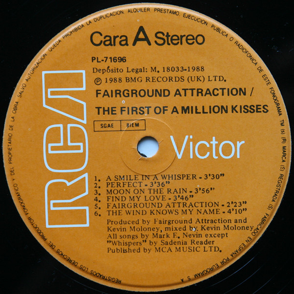 Fairground Attraction - The First Of A Million Kisses | RCA Victor (PL 71696) - 3