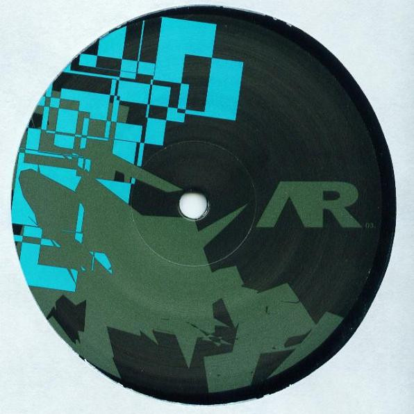 Onur Özer / Mathias Kaden - Red Cabaret / Synkope (Remixes) | Vakant R (VR03) - 2 Onur Özer / Mathias Kaden - Red Cabaret / Synkope (Remixes) | Vakant R (VR03) - 2