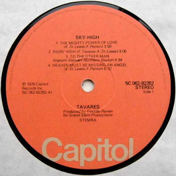 Tavares - Sky-High! | Capitol Records (5C 062-82262) - 3 Tavares - Sky-High! | Capitol Records (5C 062-82262) - 3