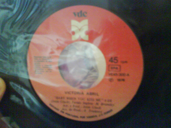 Victoria Abril - Baby, When You Kiss Me | VDC (VEE45-300) - 3