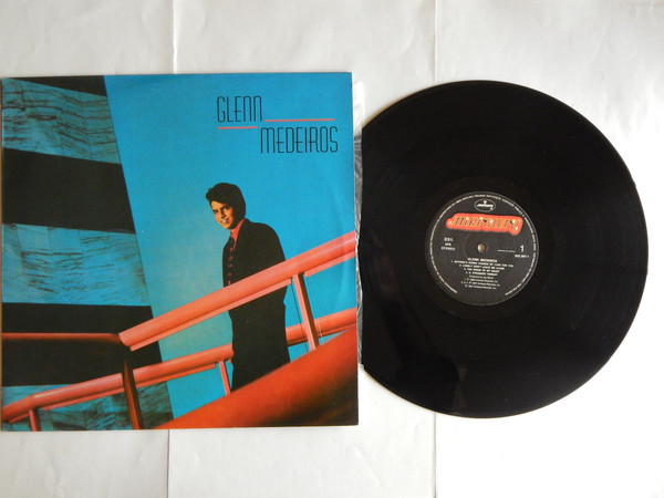 Glenn Medeiros - Glenn Medeiros | Amherst Records (832 367-1)