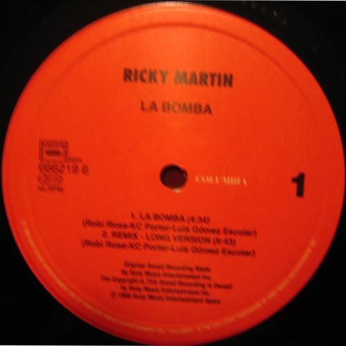 Ricky Martin - La Bomba | Columbia (666219 6) - 3 Ricky Martin - La Bomba | Columbia (666219 6) - 3