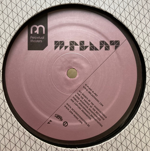 Monobox - Realm EP | M-Plant (M.PM7) - 4