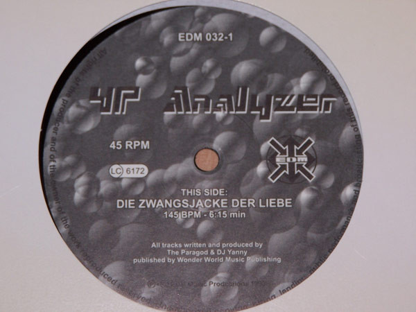 YP Analyzer - Die Zwangsjacke Der Liebe | EDM (EDM 032-1) - 4 YP Analyzer - Die Zwangsjacke Der Liebe | EDM (EDM 032-1) - 4