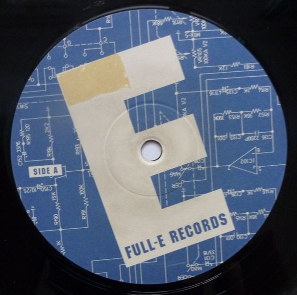DJ Crack - Space People | Full-E Records (FUE 0020-12) - 4 DJ Crack - Space People | Full-E Records (FUE 0020-12) - 4