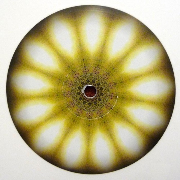 Unknown Artist - Bonnie & Clyde (A Mountain Of One’s Rework) | Not On Label (Bonnie 1)