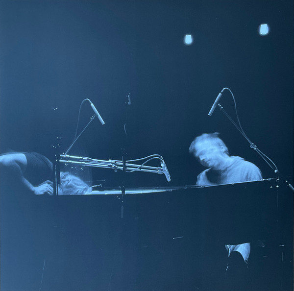 Nils Frahm - Graz | Erased Tapes Records (ERATP143LP) - 3 Nils Frahm - Graz | Erased Tapes Records (ERATP143LP) - 3