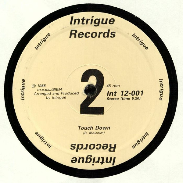 Intrigue - One Touch | Intrigue Records (Int 12-001) - 2 Intrigue - One Touch | Intrigue Records (Int 12-001) - 2