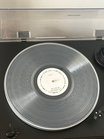 Django - Paris, 31 Août | Bendo music (none) - 4 Django - Paris, 31 Août | Bendo music (none) - 4