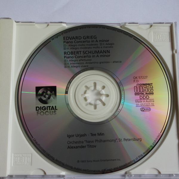 Edvard Grieg , Robert Schumann , Igor Uryash , Tee Min , Orchestra "New Philharmony," St. Petersburg , Alexander Titov - The Great Piano Concertos - Grieg, Schumann | Digital Focus (QK 57227) - 3