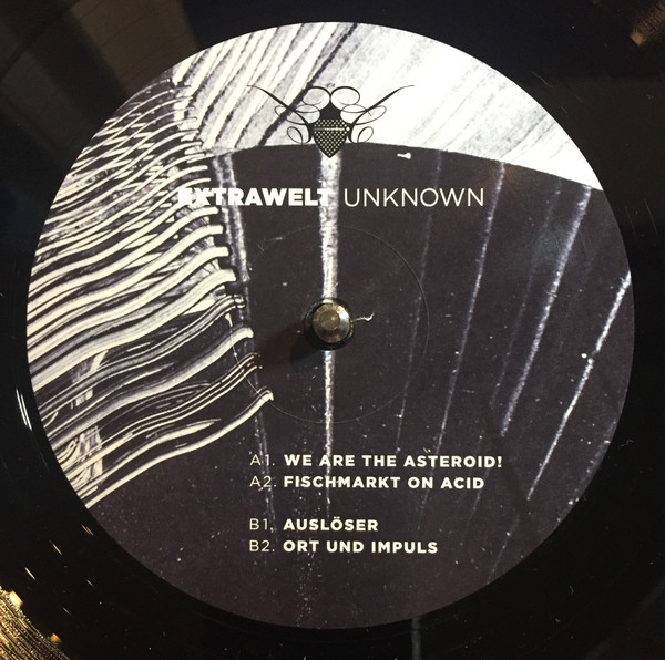 Extrawelt - Unknown | Cocoon Recordings (CORLP044) - 3 Extrawelt - Unknown | Cocoon Recordings (CORLP044) - 3