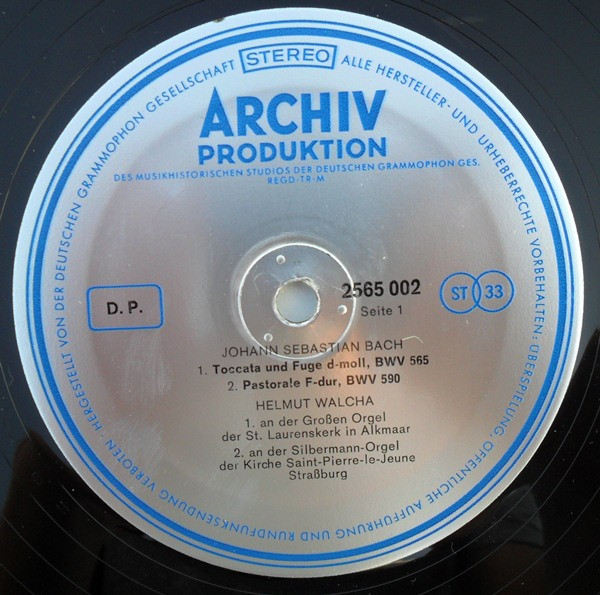Johann Sebastian Bach · Helmut Walcha - Hi-Fi Orgue - Toccata Et Fugue En Ré Mineur Et Autres Pièces Célèbres Pour Orgue | Archiv Produktion (2565 002 - 32) - 3 Johann Sebastian Bach · Helmut Walcha - Hi-Fi Orgue - Toccata Et Fugue En Ré Mineur Et Autres Pièces Célèbres Pour Orgue | Archiv Produktion (2565 002 - 32) - 3