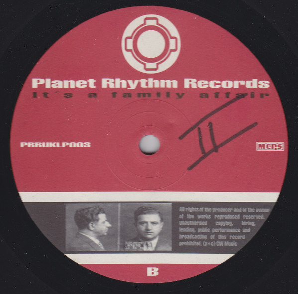 Various - It's A Family Affair | Planet Rhythm Records (PRRUKLP003) - 3 Various - It's A Family Affair | Planet Rhythm Records (PRRUKLP003) - 3
