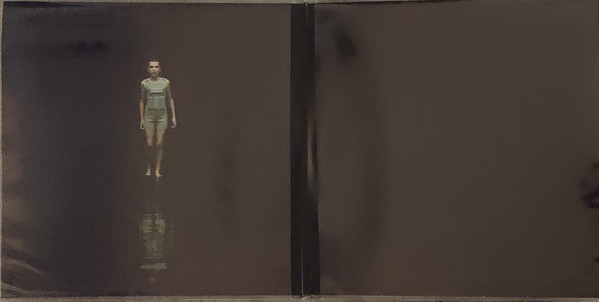 Kyle Dixon & Michael Stein - Stranger Things - Volume Two (A Netflix Original Series) | Invada (INV177LP) - 2 Kyle Dixon & Michael Stein - Stranger Things - Volume Two (A Netflix Original Series) | Invada (INV177LP) - 2