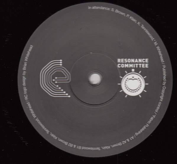 The Resonance Committee - Curvepusher Sessions Vol 1 | Cultivated Electronics (CE022) - 2 The Resonance Committee - Curvepusher Sessions Vol 1 | Cultivated Electronics (CE022) - 2