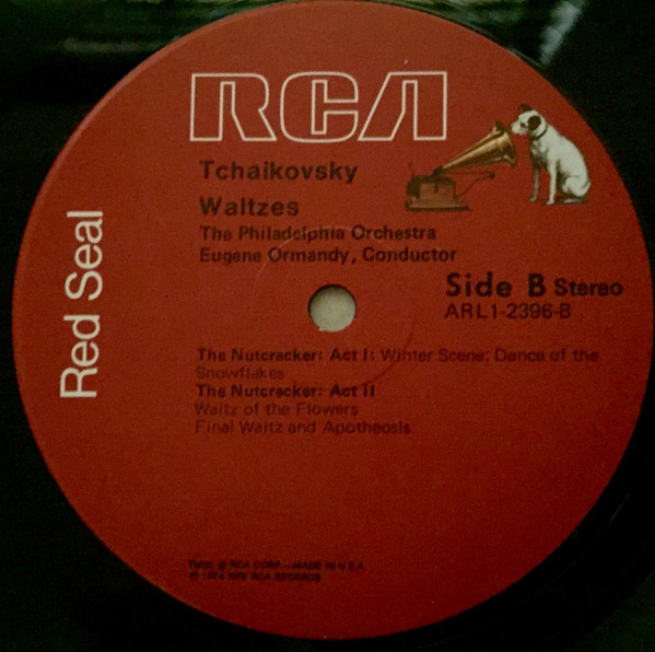 Pyotr Ilyich Tchaikovsky - Eugene Ormandy , The Philadelphia Orchestra - Swan Lake And Other Tchaikovsky Waltzes | RCA Red Seal (ARL1-2396) - 4