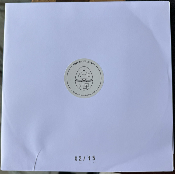 pq - AE​​​​​​​​​​​​​​​–​​​​​​​​​​​​​​​O9 | Adepta Editions (AE09TP)