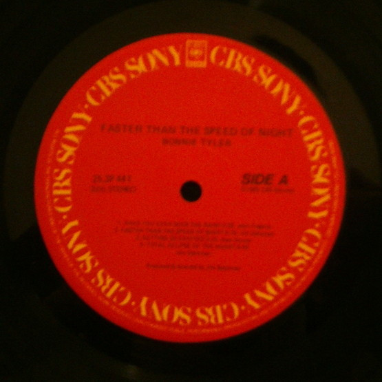 Bonnie Tyler - Faster Than The Speed Of Night | CBS/Sony (25•3P-441) - 3 Bonnie Tyler - Faster Than The Speed Of Night | CBS/Sony (25•3P-441) - 3