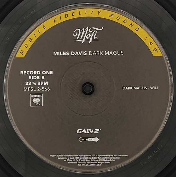 Miles Davis - Dark Magus | Mobile Fidelity Sound Lab (MFSL 2-566) - 3